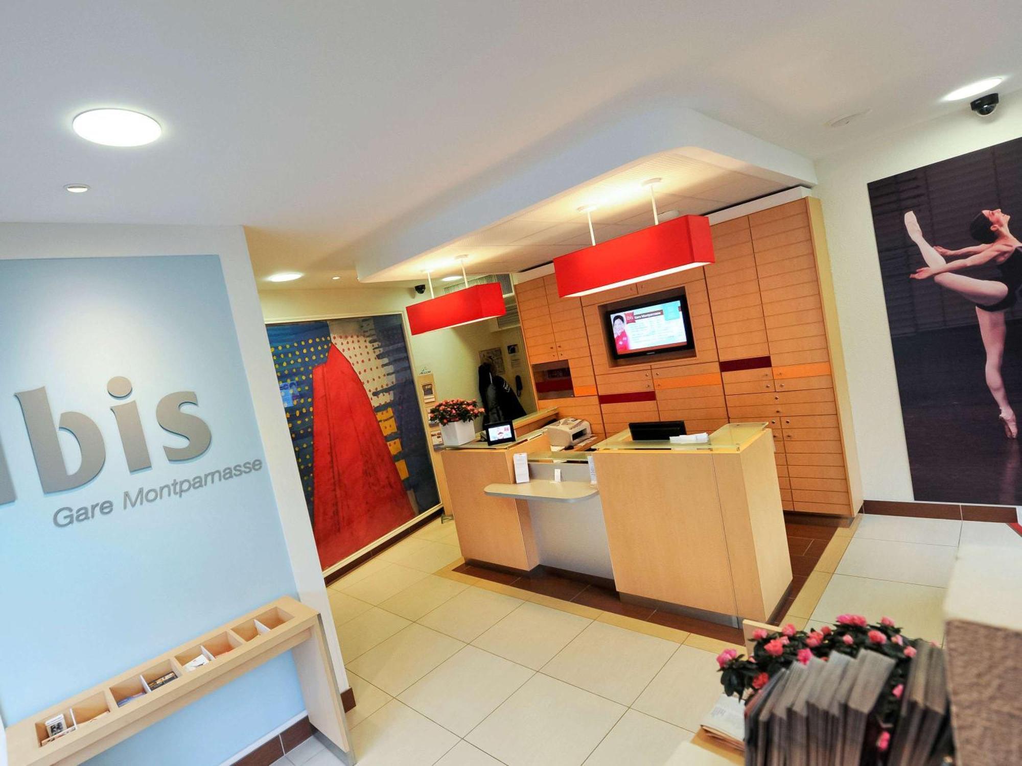 Ibis Paris Gare Montparnasse 15Eme Hotel Exterior photo