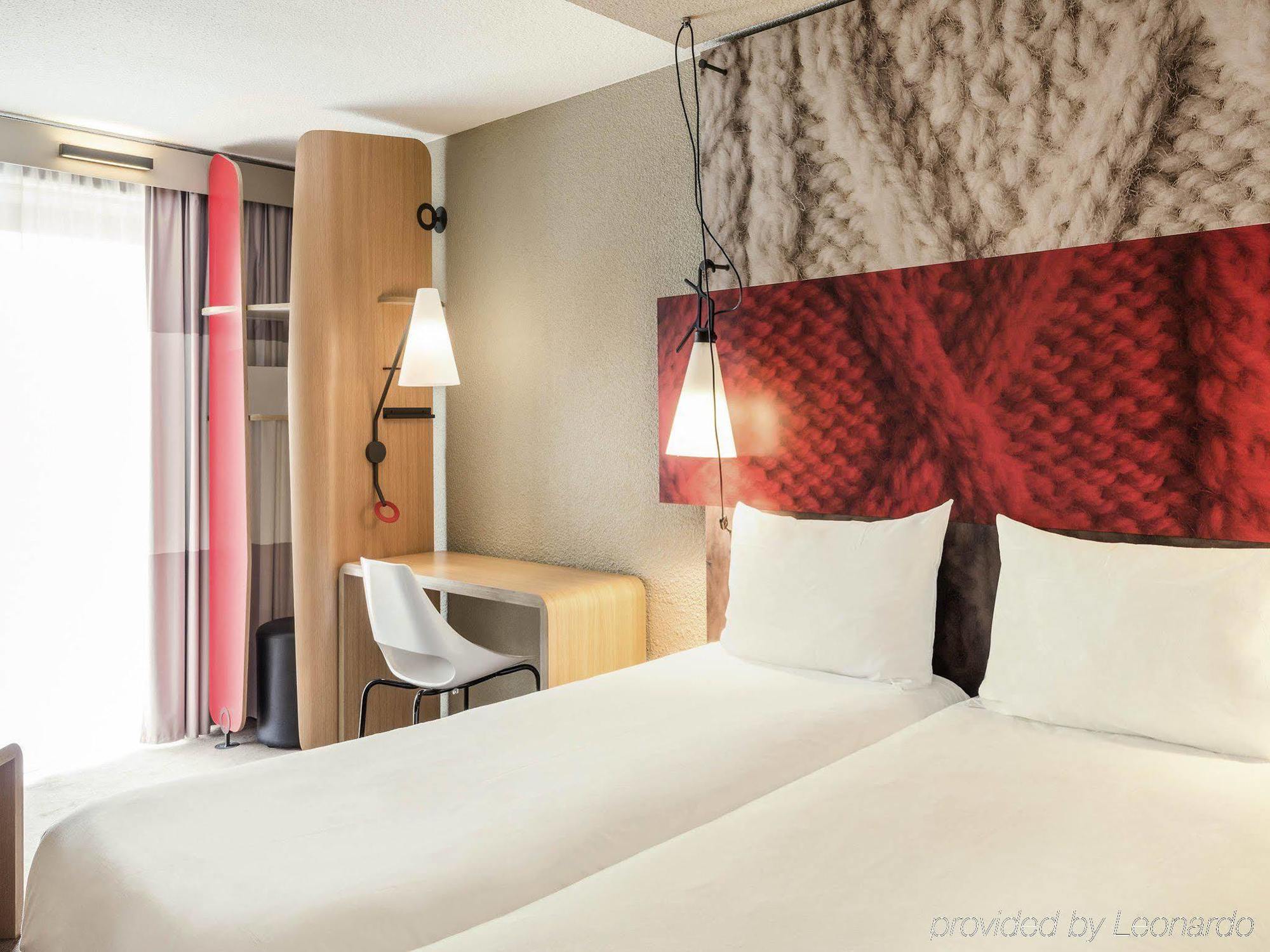 Ibis Paris Gare Montparnasse 15Eme Hotel Exterior photo
